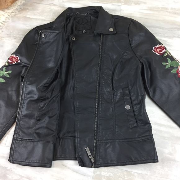 NWOT ODYN Faux Leather Moto Floral Jacket Size M - Picture 8 of 12